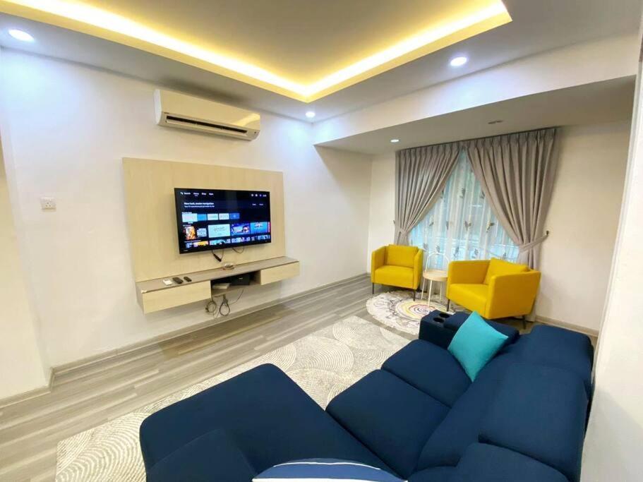 Holiday home Modern Cozy House 4room10pax @near Sunway Carnival