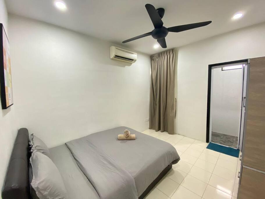 Modern Cozy House 4room10pax @near Sunway Carnival Rumah percutian