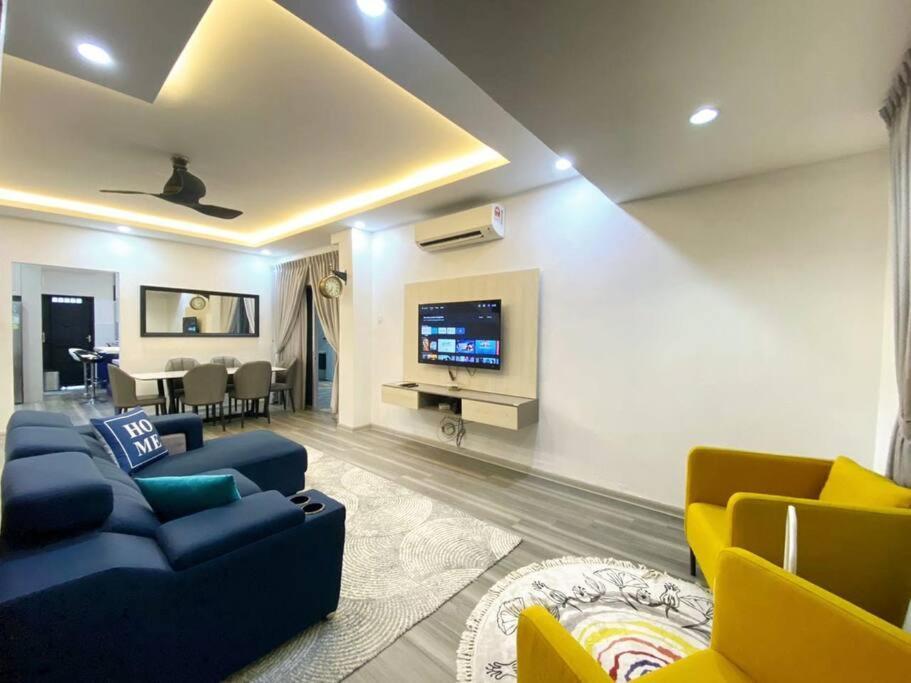 Modern Cozy House 4room10pax @near Sunway Carnival Perai