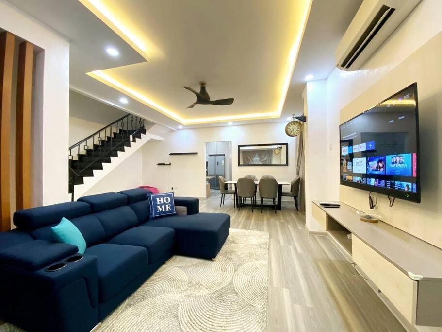 Modern Cozy House 4room10pax @near Sunway Carnival Rumah percutian *